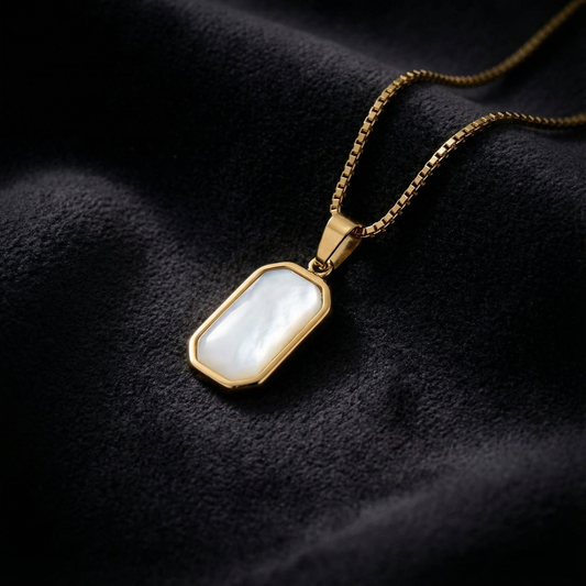 Aurora Pearl Pendant Necklace