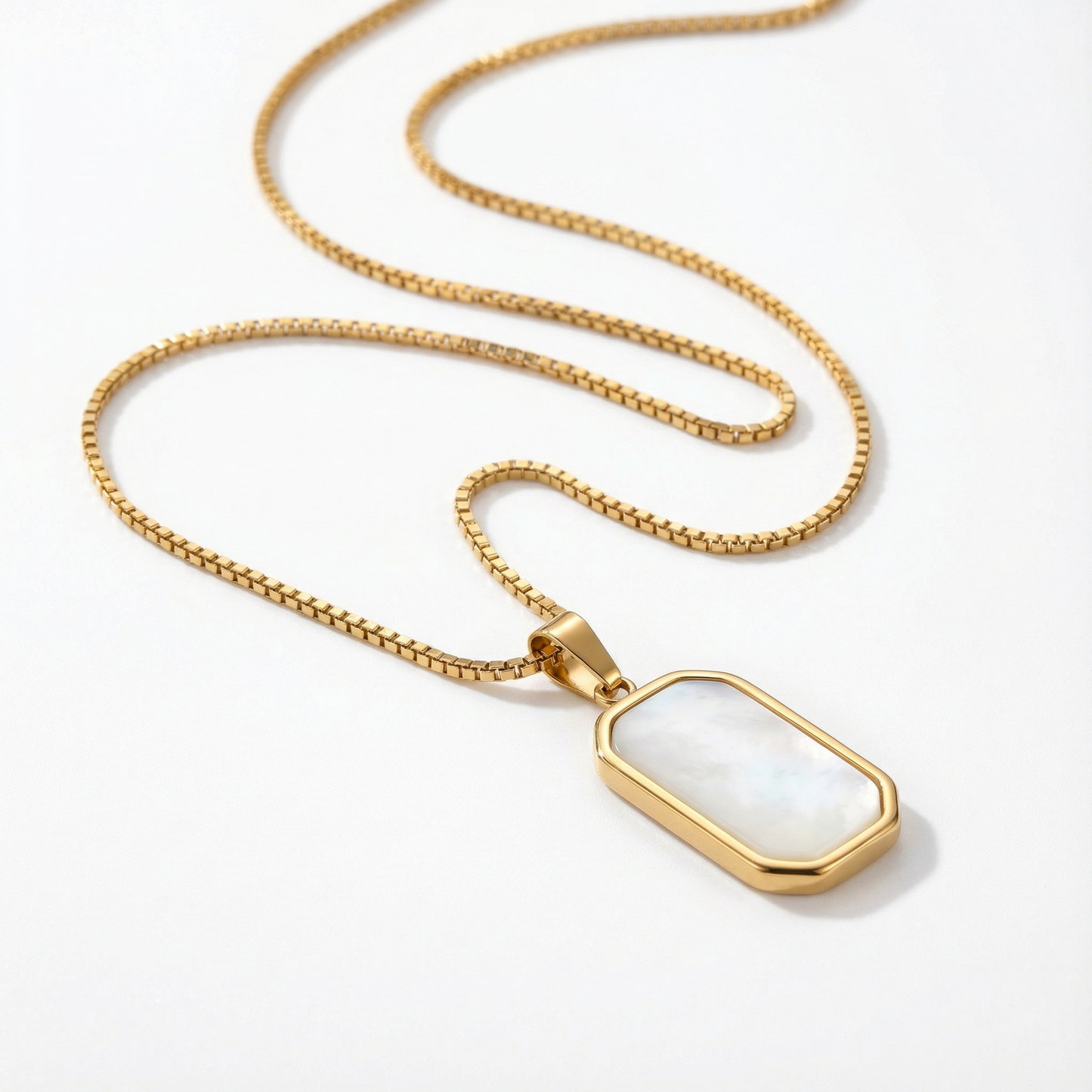 Aurora Pearl Pendant Necklace